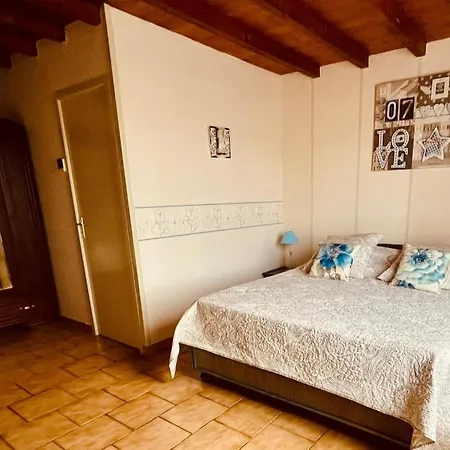 Les Gouttes 4 4 Sdb Σπίτι διακοπών Courzieu